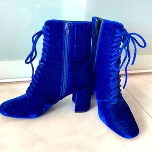 Rare Jeffrey Campbell blue velvet Booties